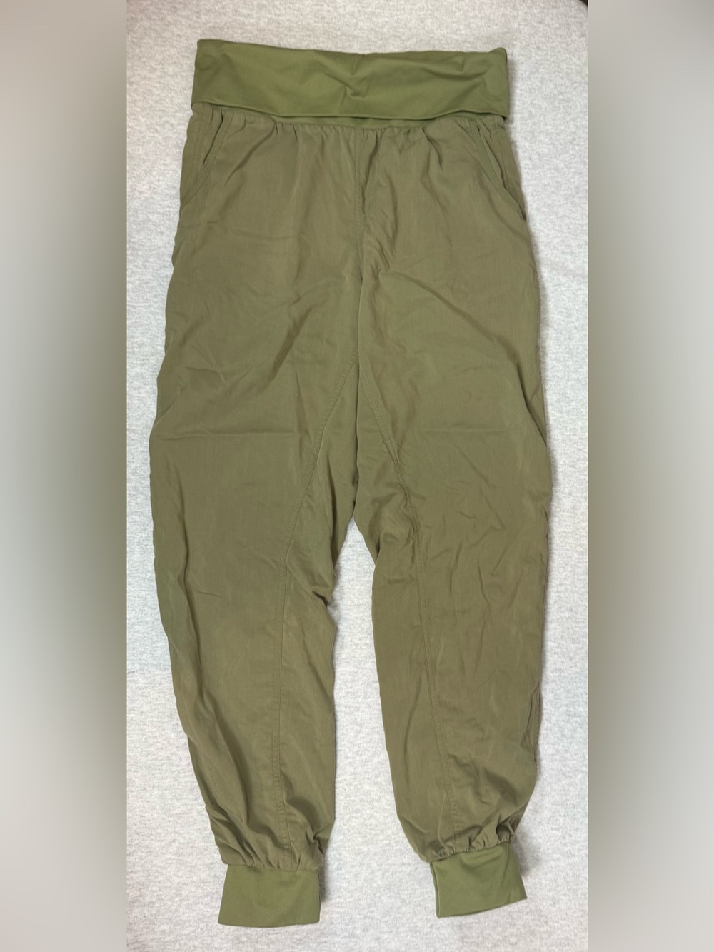 Under Armour Allseasongear Studio Performance Joggers Olive Green - Small